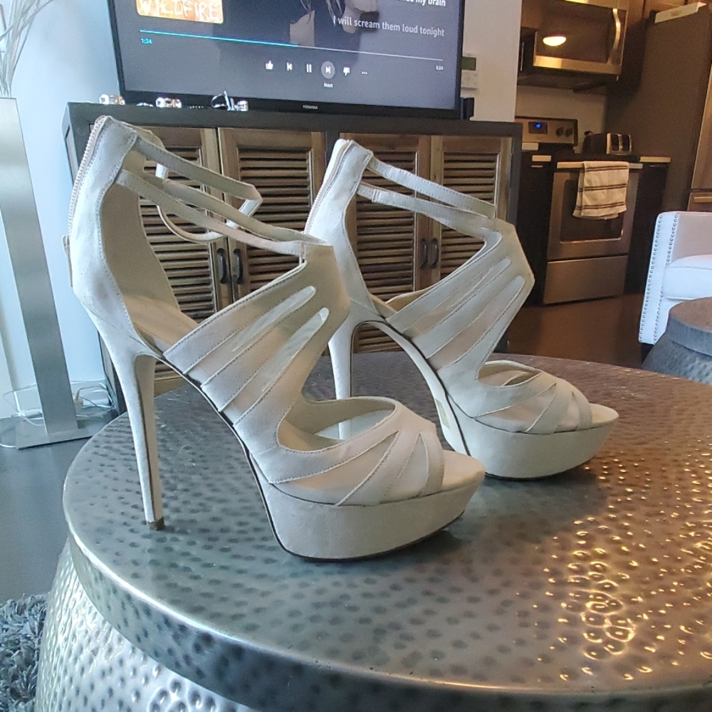 Aldo white cream heels